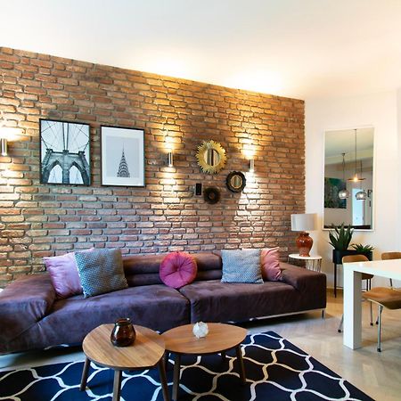 Spacious 3Br Apartment With Ac In Living Room, 2 Balconies Краков Экстерьер фото