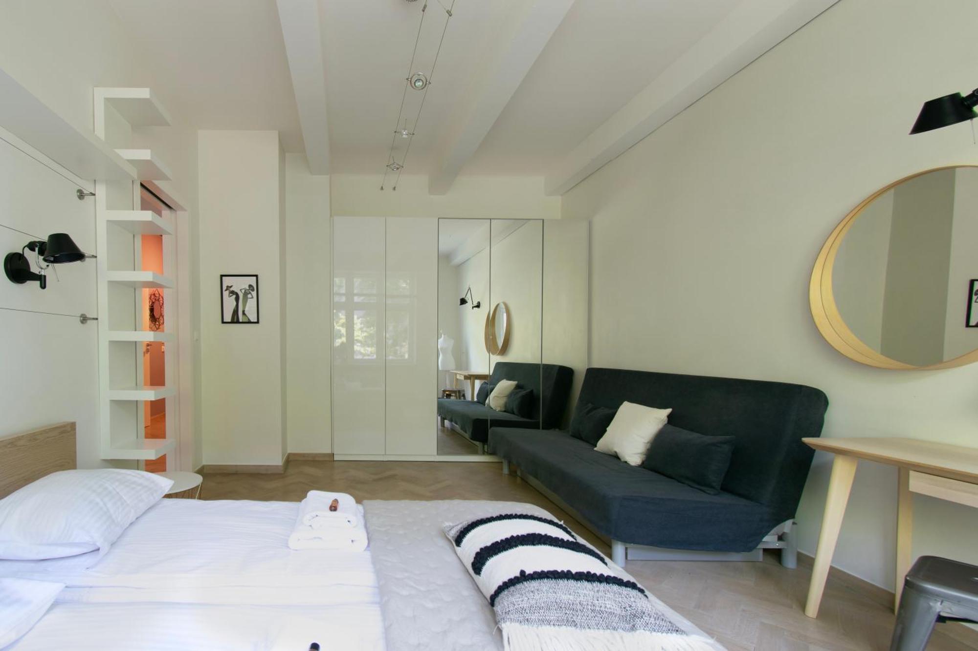 Spacious 3Br Apartment With Ac In Living Room, 2 Balconies Краков Экстерьер фото